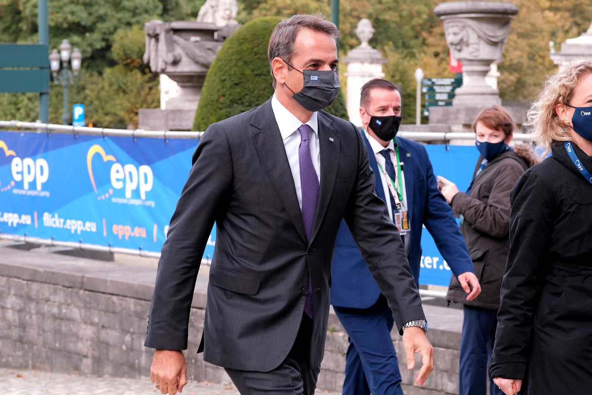 Μητσοτάκης Σύνοδος Κορυφής Βρυξέλλες μάσκα κορονοϊός