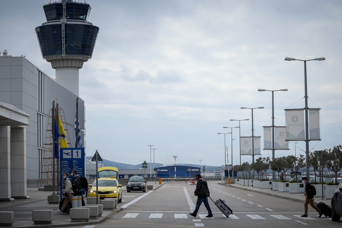 Κορονοϊός: Παράταση notams για τις πτήσεις μέχρι 7/1 - Νέα ταξιδιωτική οδηγία για τριήμερη καραντίνα
