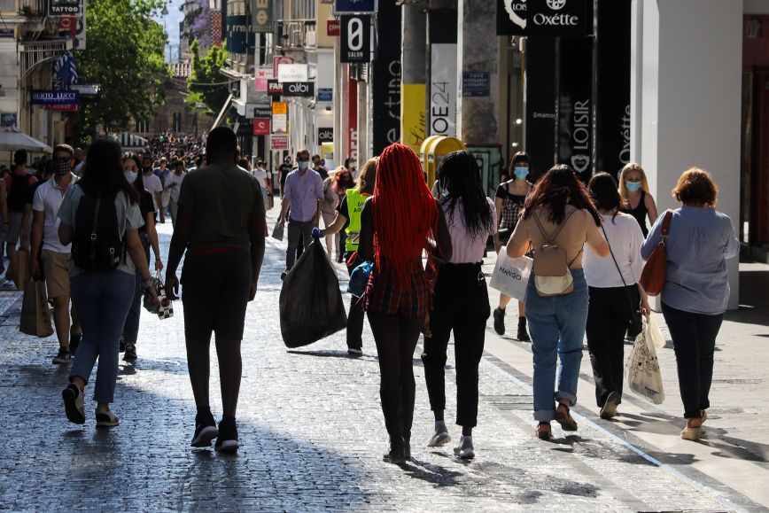 Ανάπτυξη της Ελληνικής Οικονομίας στο 2,3% με Σημαντική Συνεισφορά από Επενδύσεις και Κατανάλωση